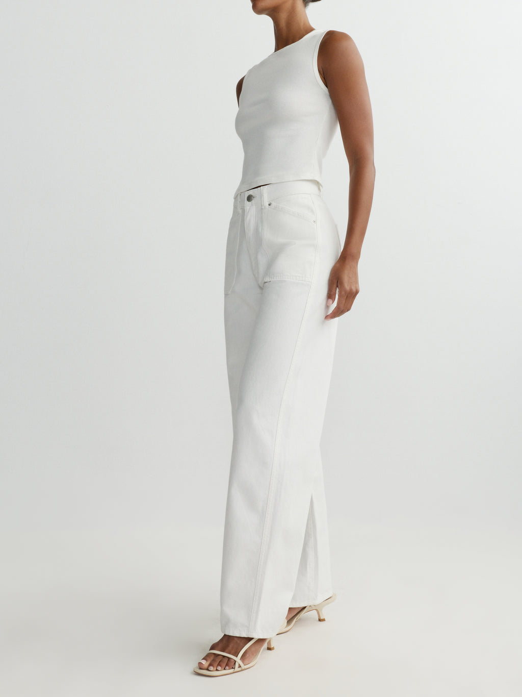 TAYLOR RELAXED BARREL HIGH RISE JEANS - WHITE