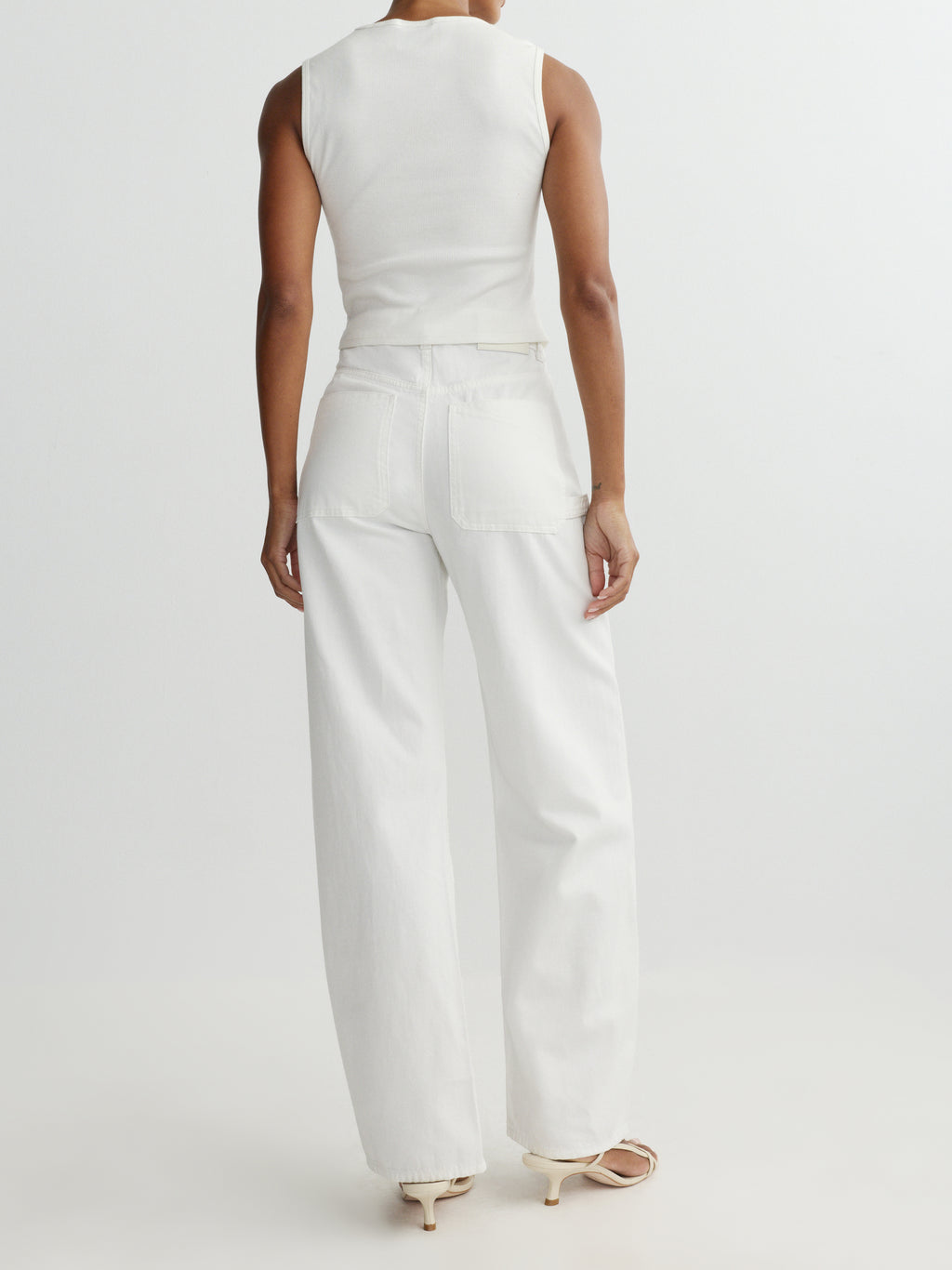 TAYLOR RELAXED BARREL HIGH RISE JEANS - WHITE
