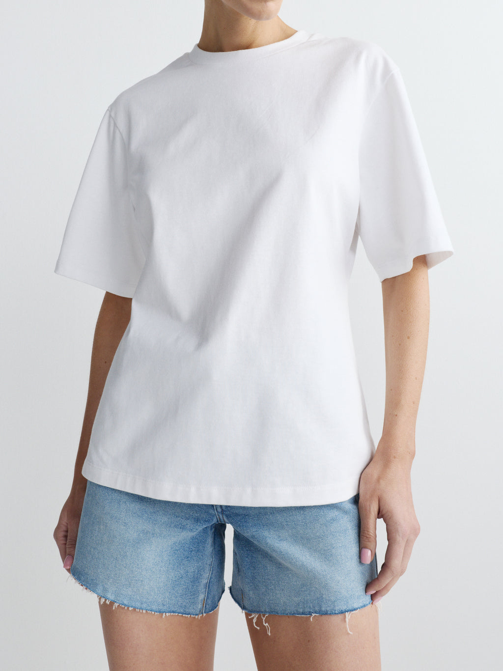 GIRLFRIEND TEE - WHITE