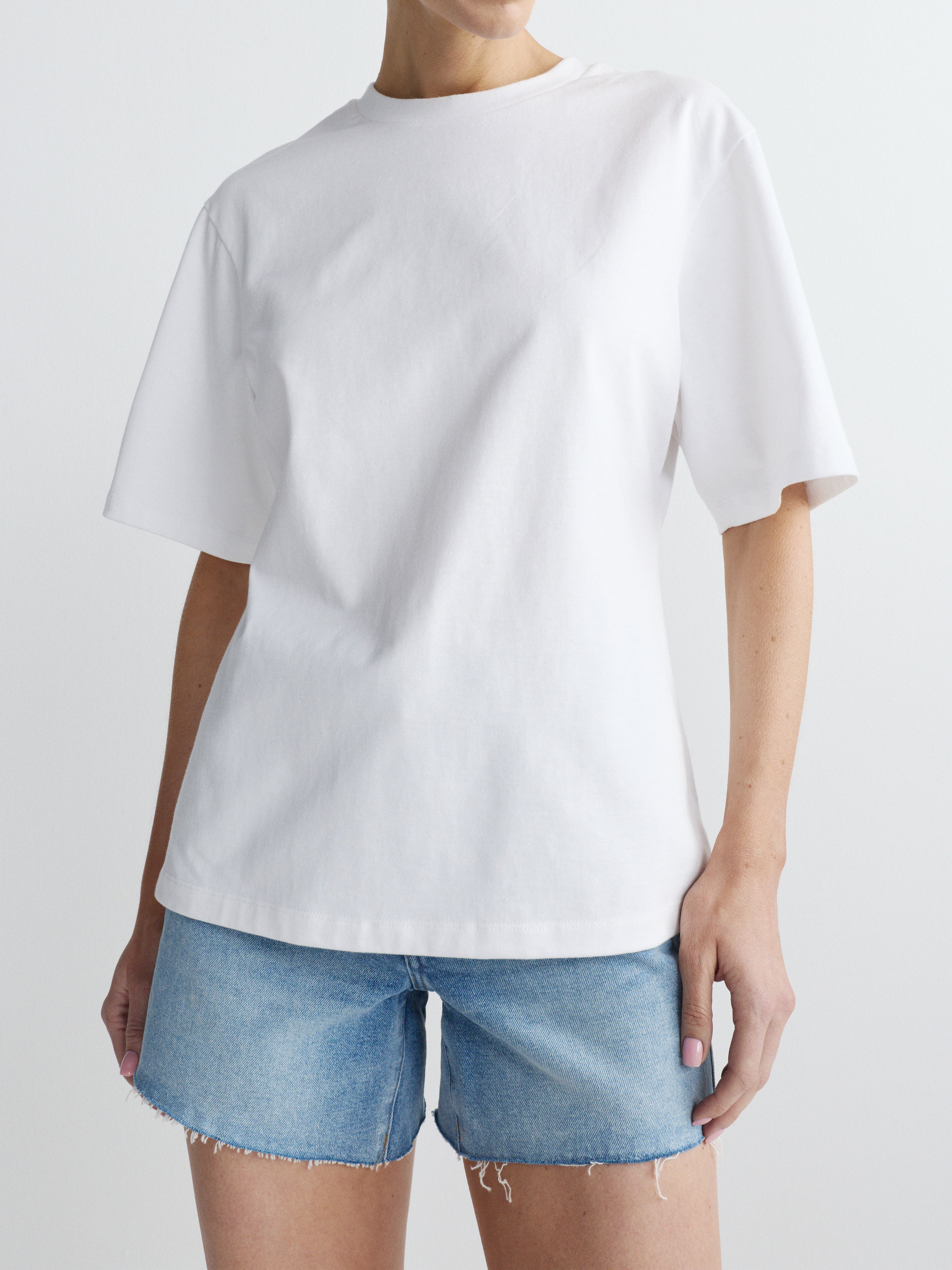 GIRLFRIEND TEE - WHITE