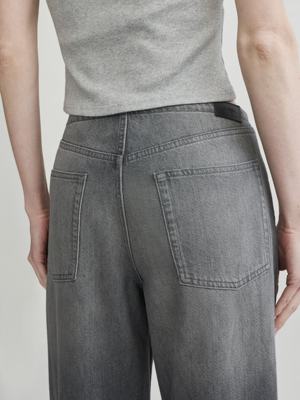 SIENNA LOW SLUNG WIDE LEG RELAXED JEANS - ASH GREY AURA