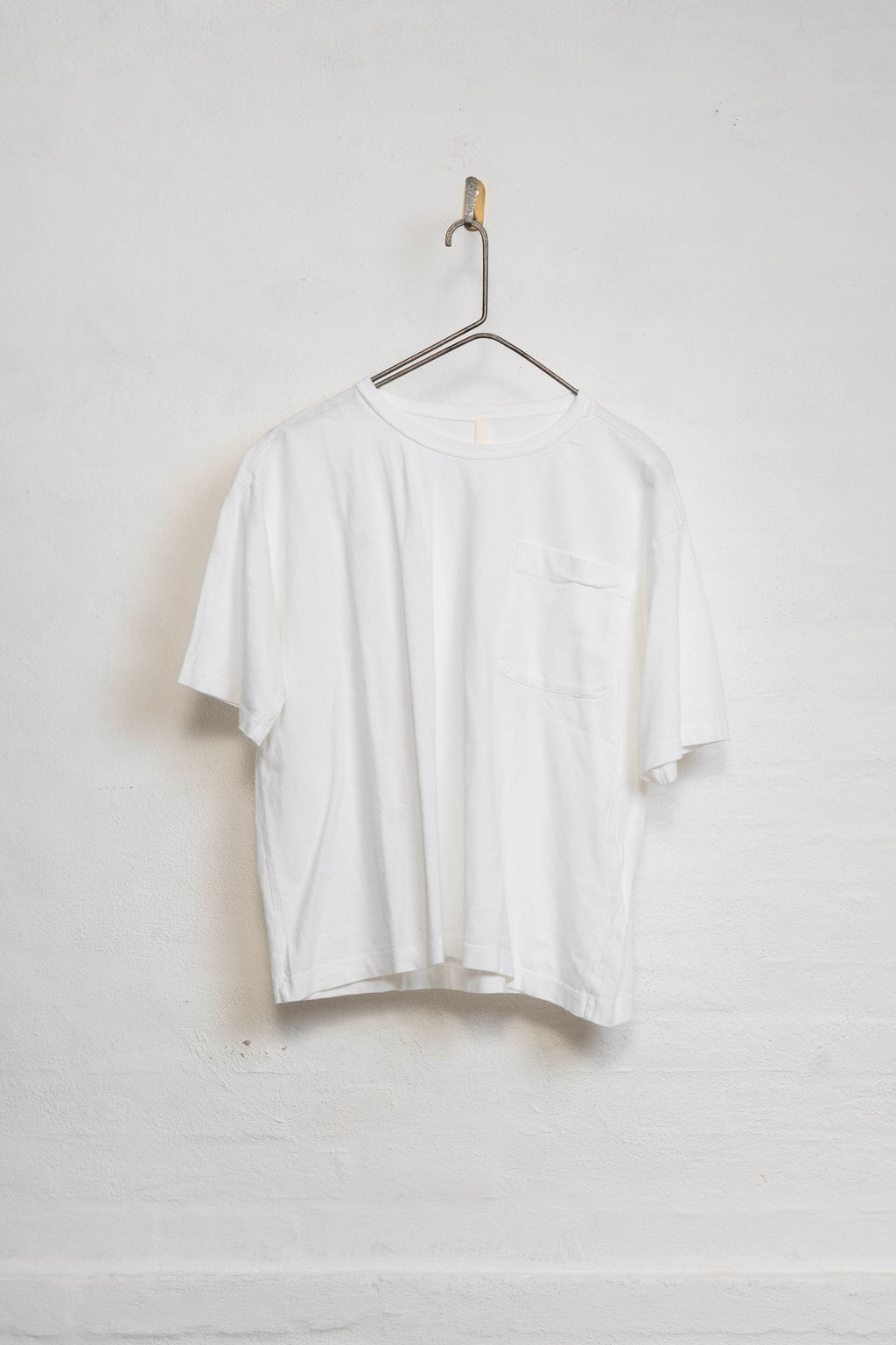 BASIC TEE