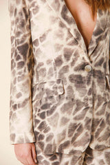 IRENE GIRAFFE PRINT JACKET - WHITE