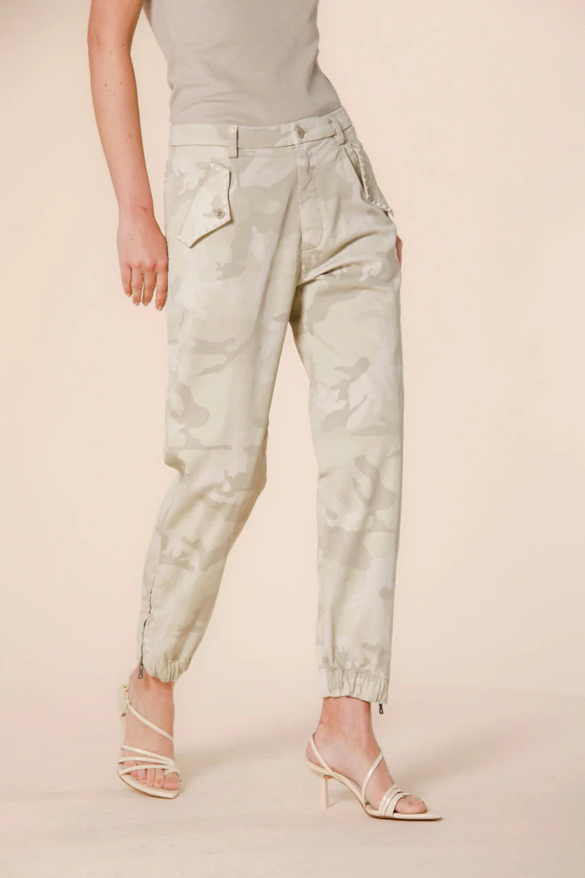 EVITA CAMO PANT - STONE