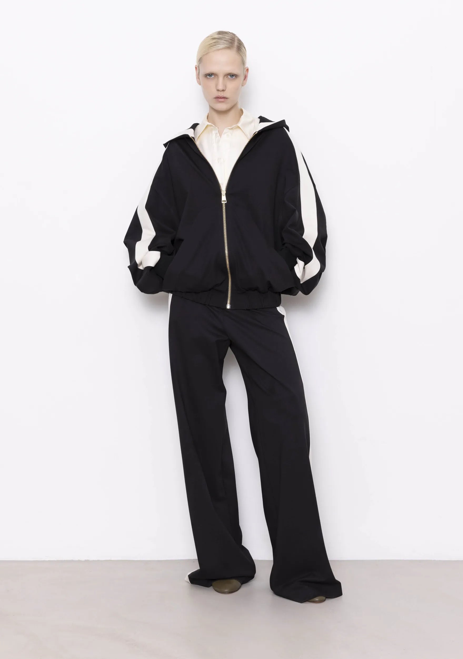 PUNTO MILANO HOODIE- BLACK