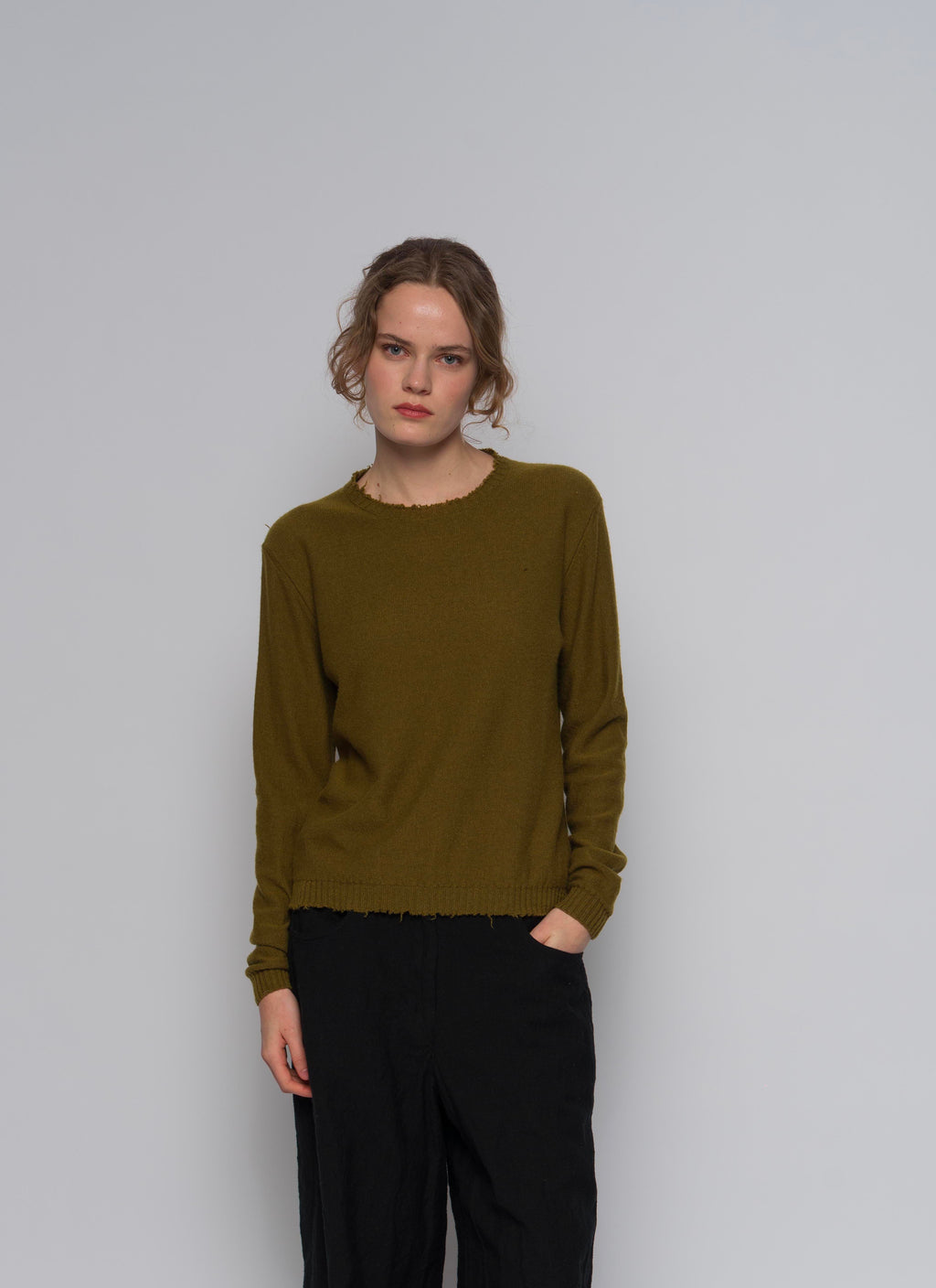 DISTRESSED CASHMERE SILK ROUND NECK PULLOVER