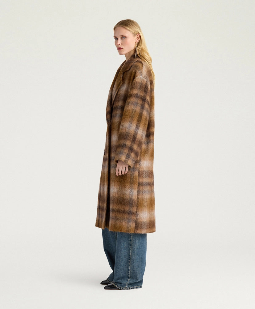 LAUFEY COAT