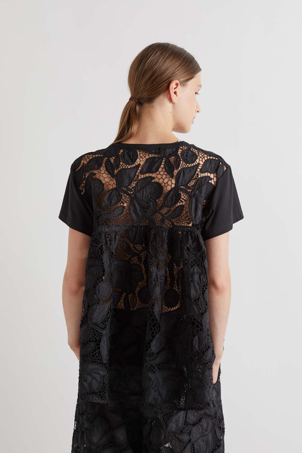 SHORT SLEEVE LACE TOP
