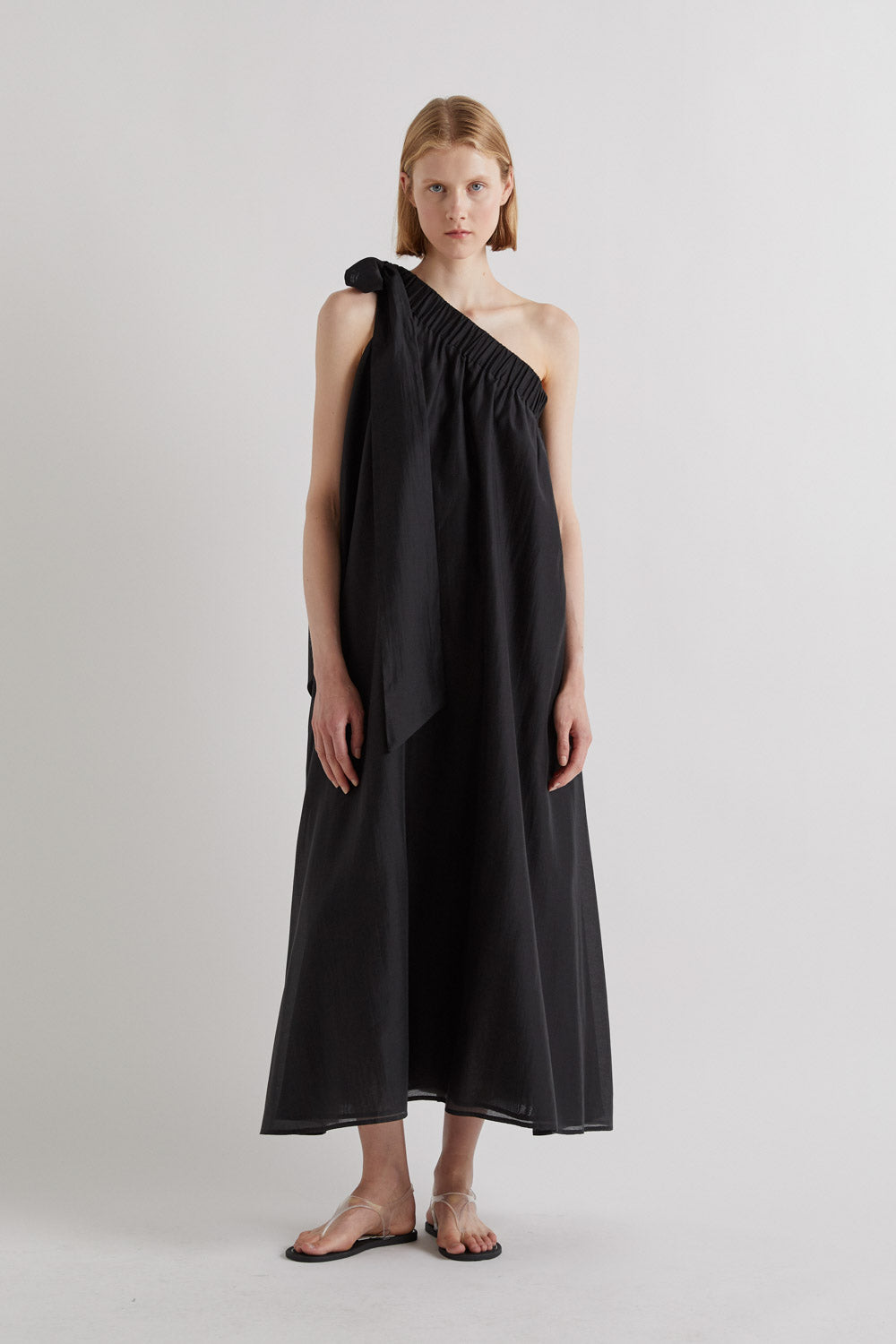 ONE SHOULDER DRESS