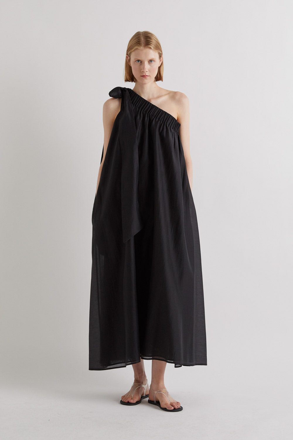 ONE SHOULDER DRESS