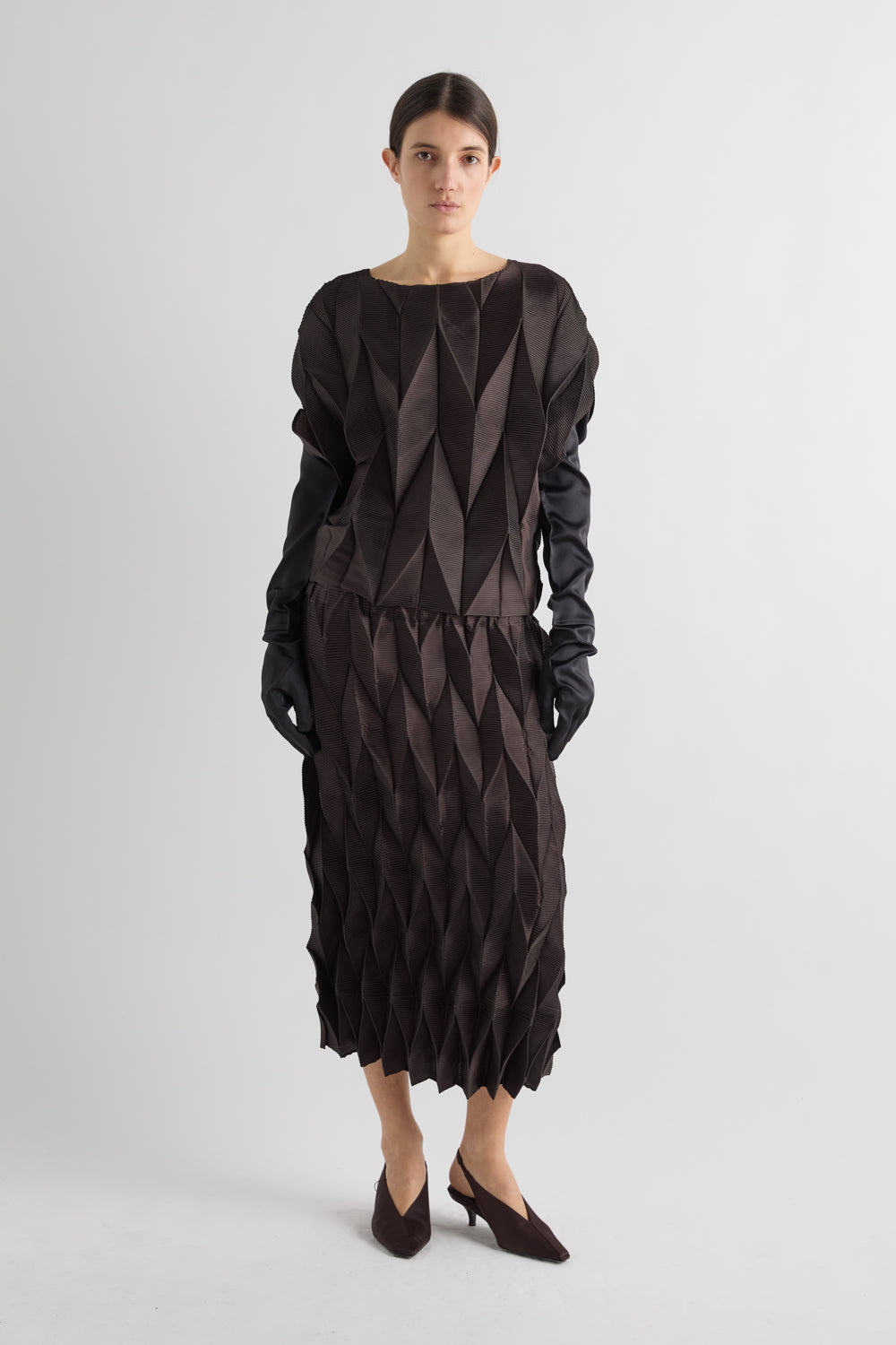 GEOMETRIC TOP