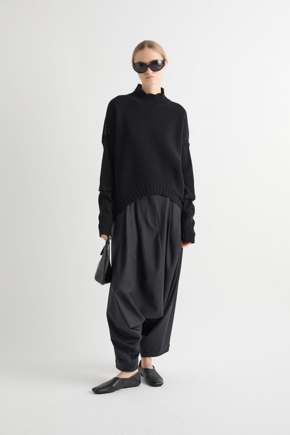 MOCK NECK SWEATER
