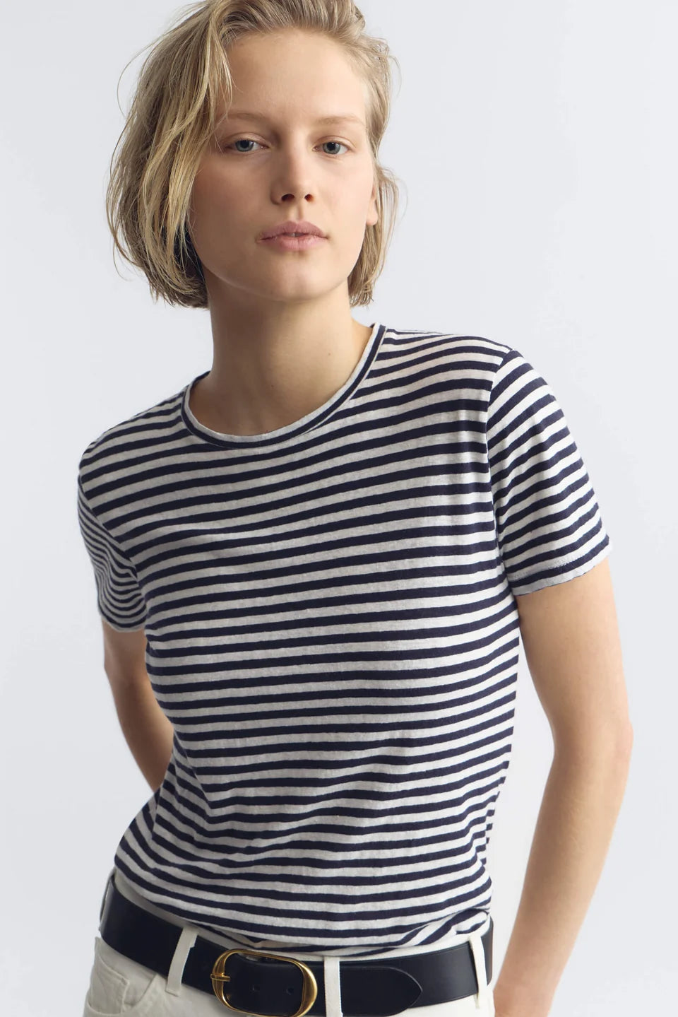 LANA CREWNECK TEE