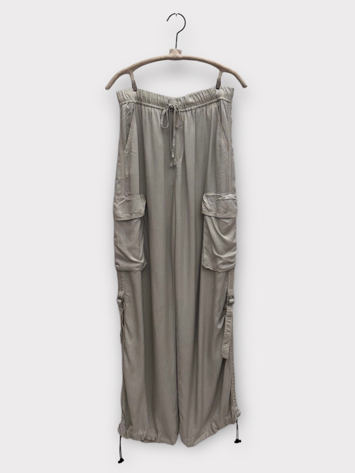 FRANCIS WIDE CARGO -  SILVER