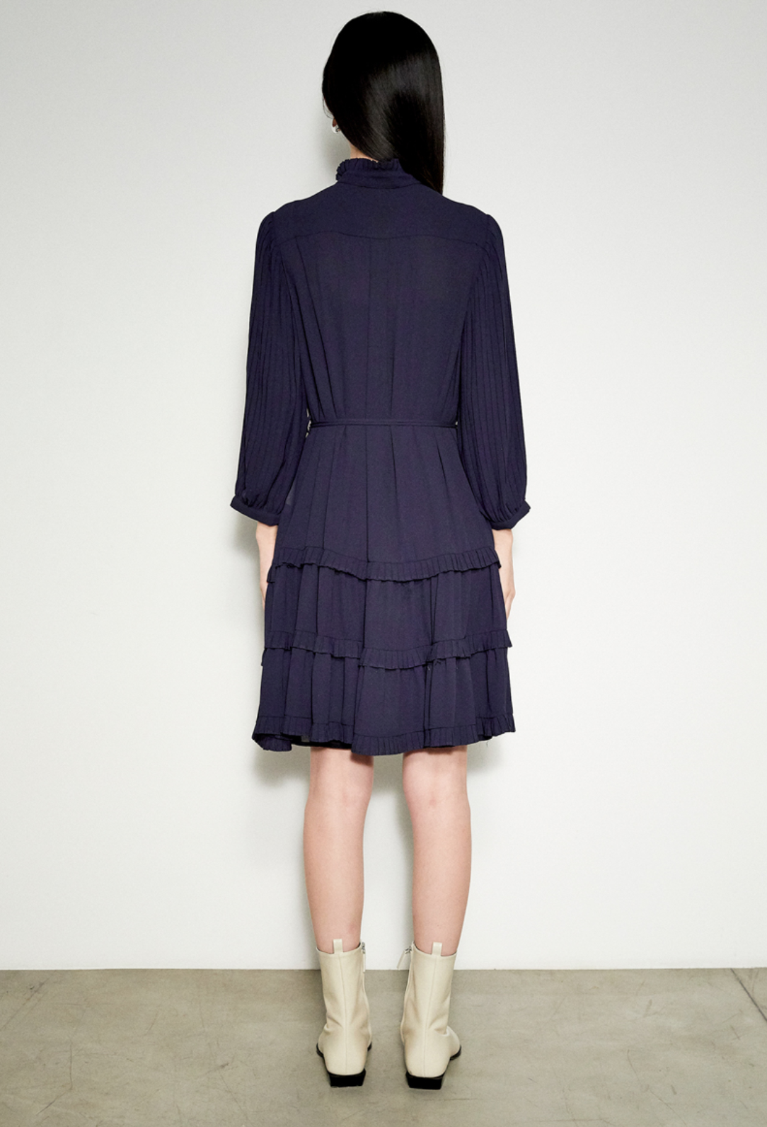 3/4 SLEEVE DRESS WITH RUFFLES & PLEATING DETAILS