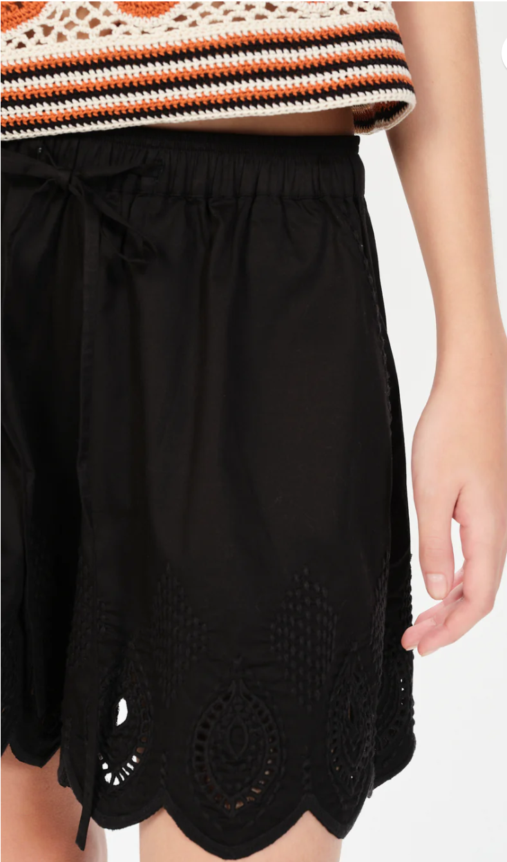 BALCARCE LIZZIE SHORTS - BLACK