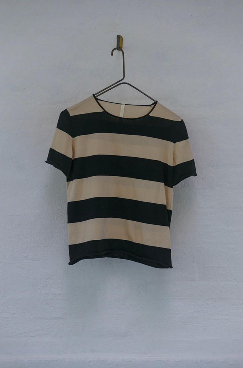 SHORT SLEEVE SWEATER PIMA COTTON - BLACK + OAT