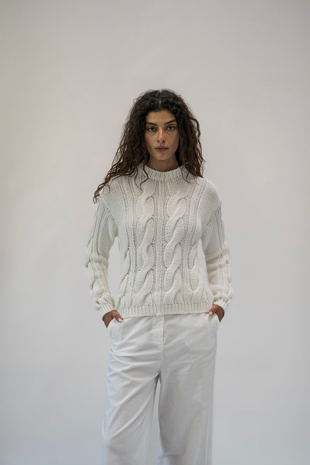 ROUND NECK PULLOVER COTTON STITCH CABLE KNIT - WHITE