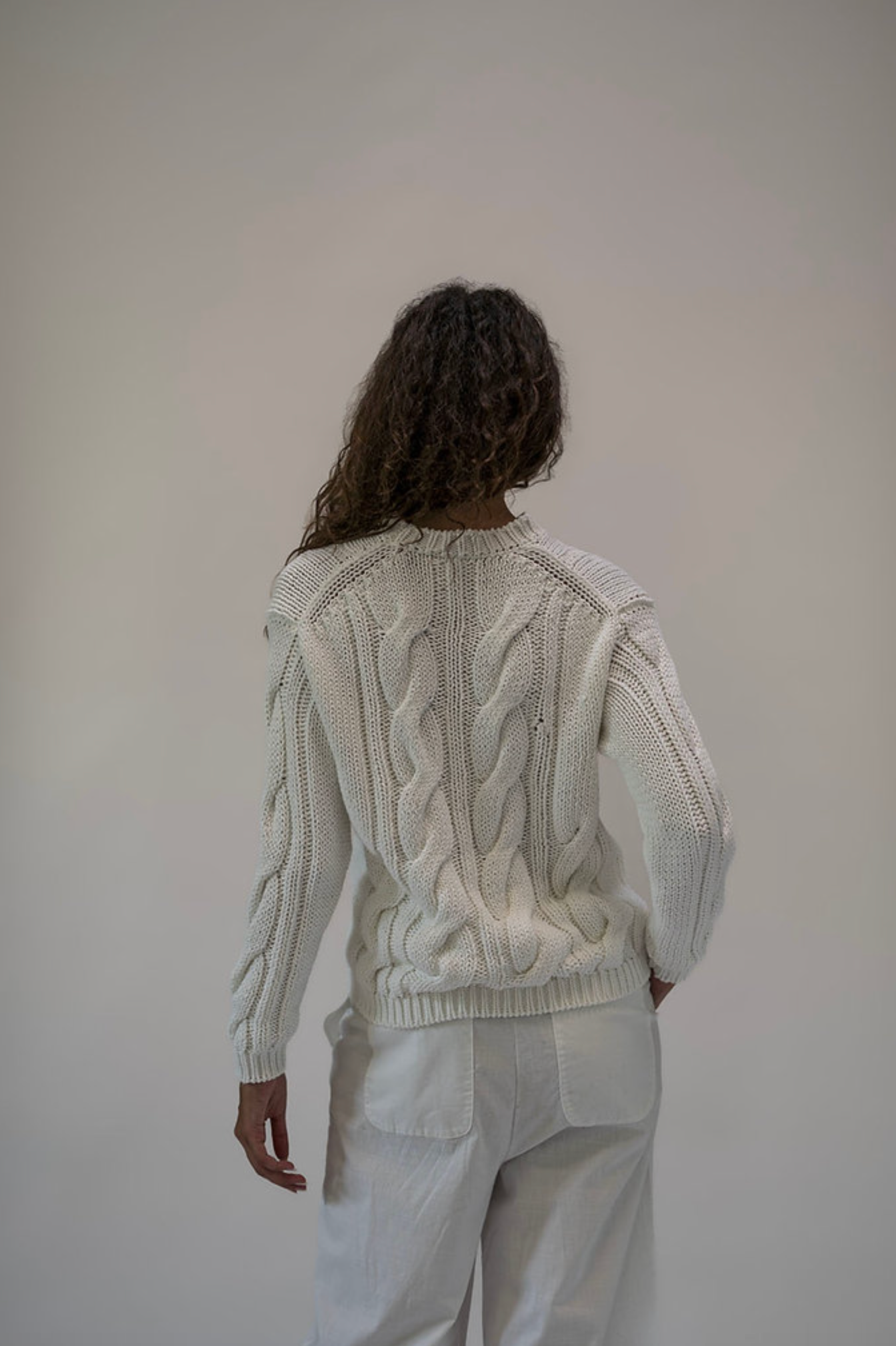 ROUND NECK PULLOVER COTTON STITCH CABLE KNIT - WHITE