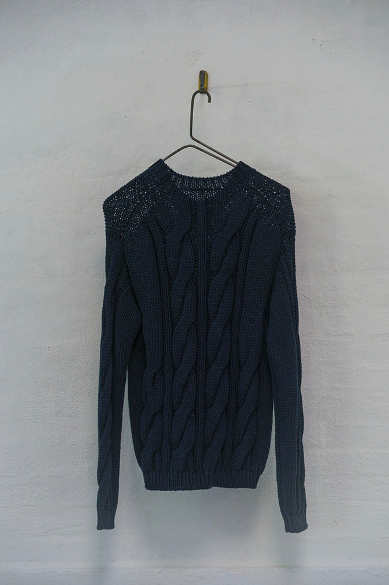 ROUND NECK PULLOVER COTTON STITCH CABLE KNIT - NAVY