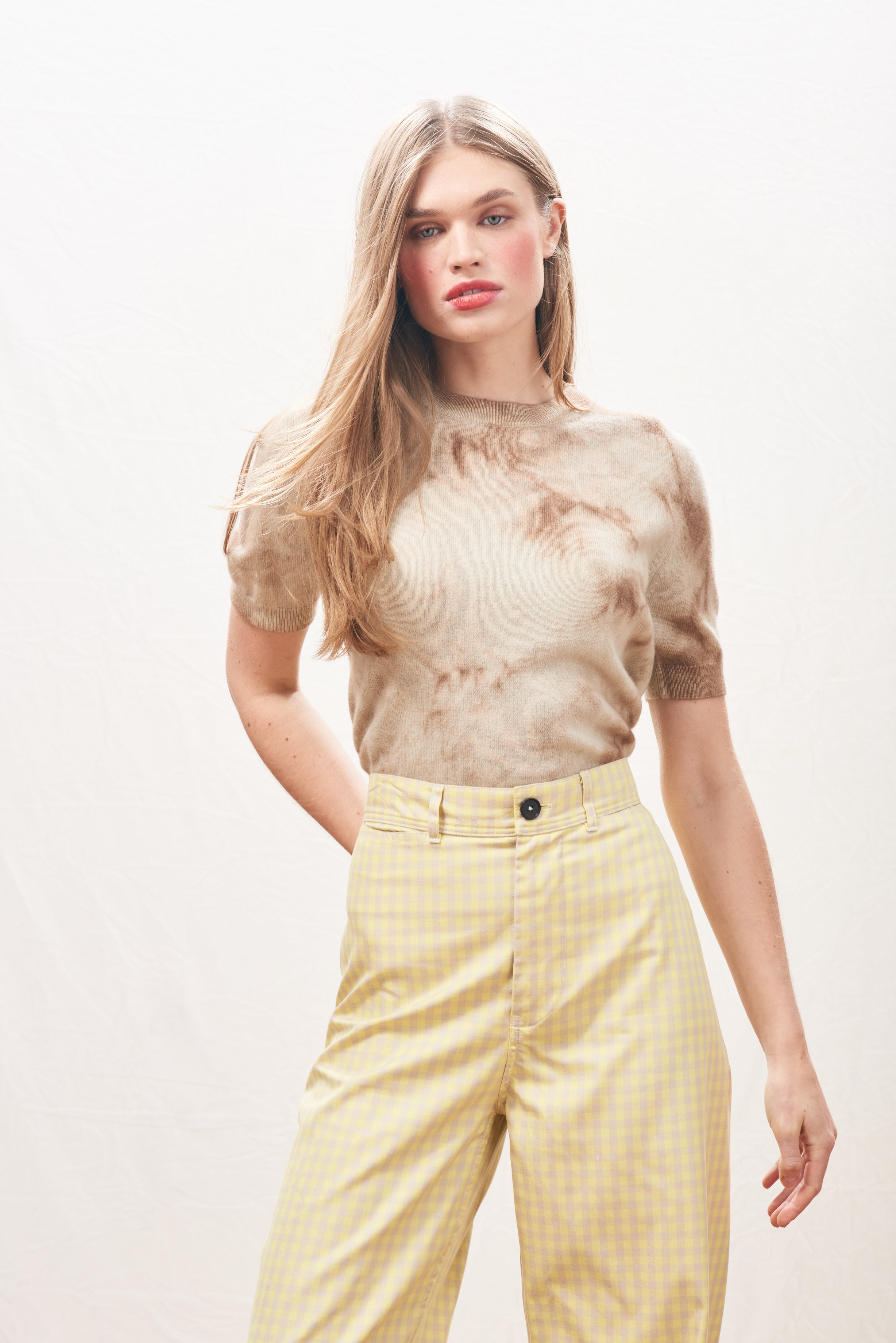 BATIK TEE - JASMINE SANDSTONE