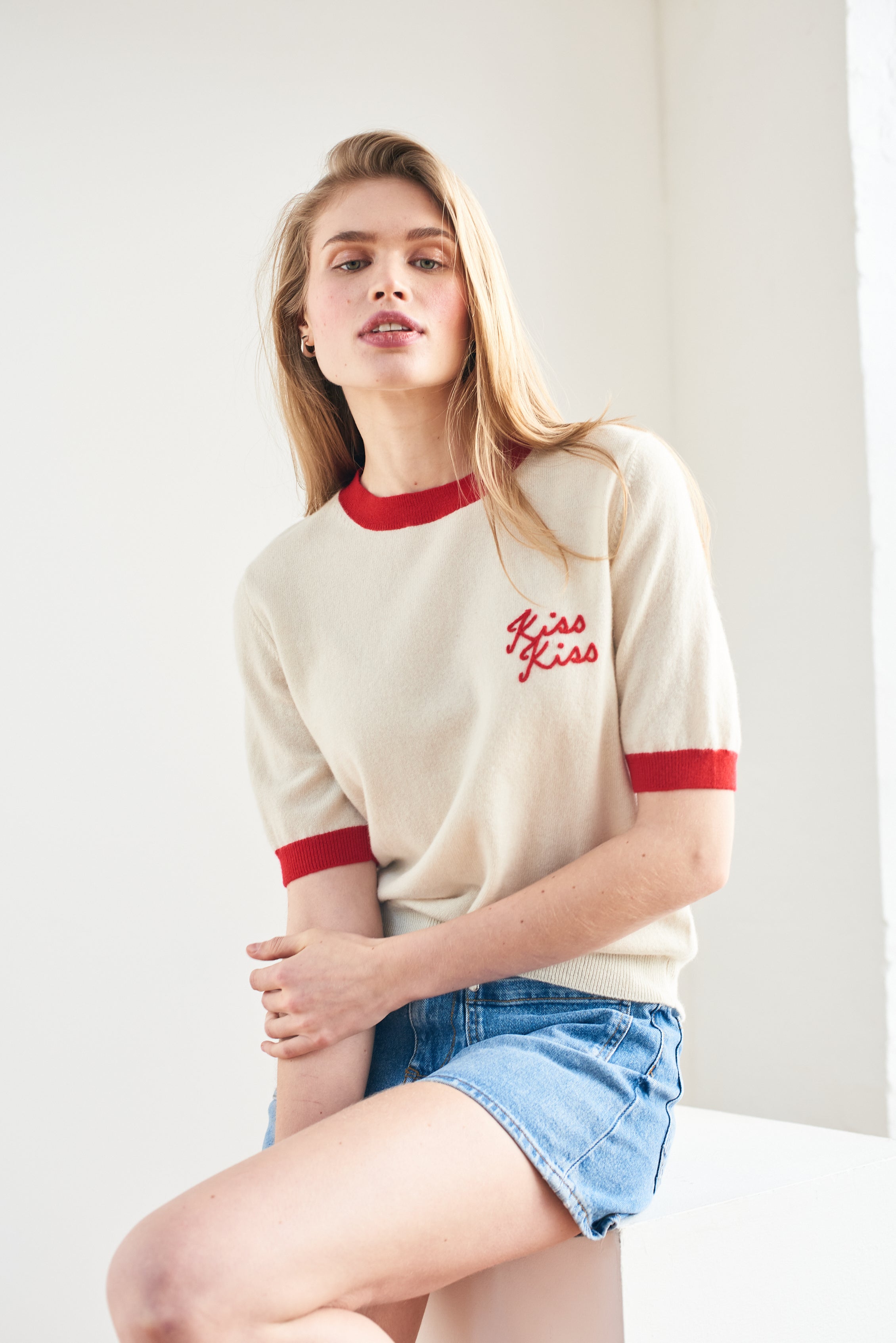 KISS KISS RINGER T-SHIRT