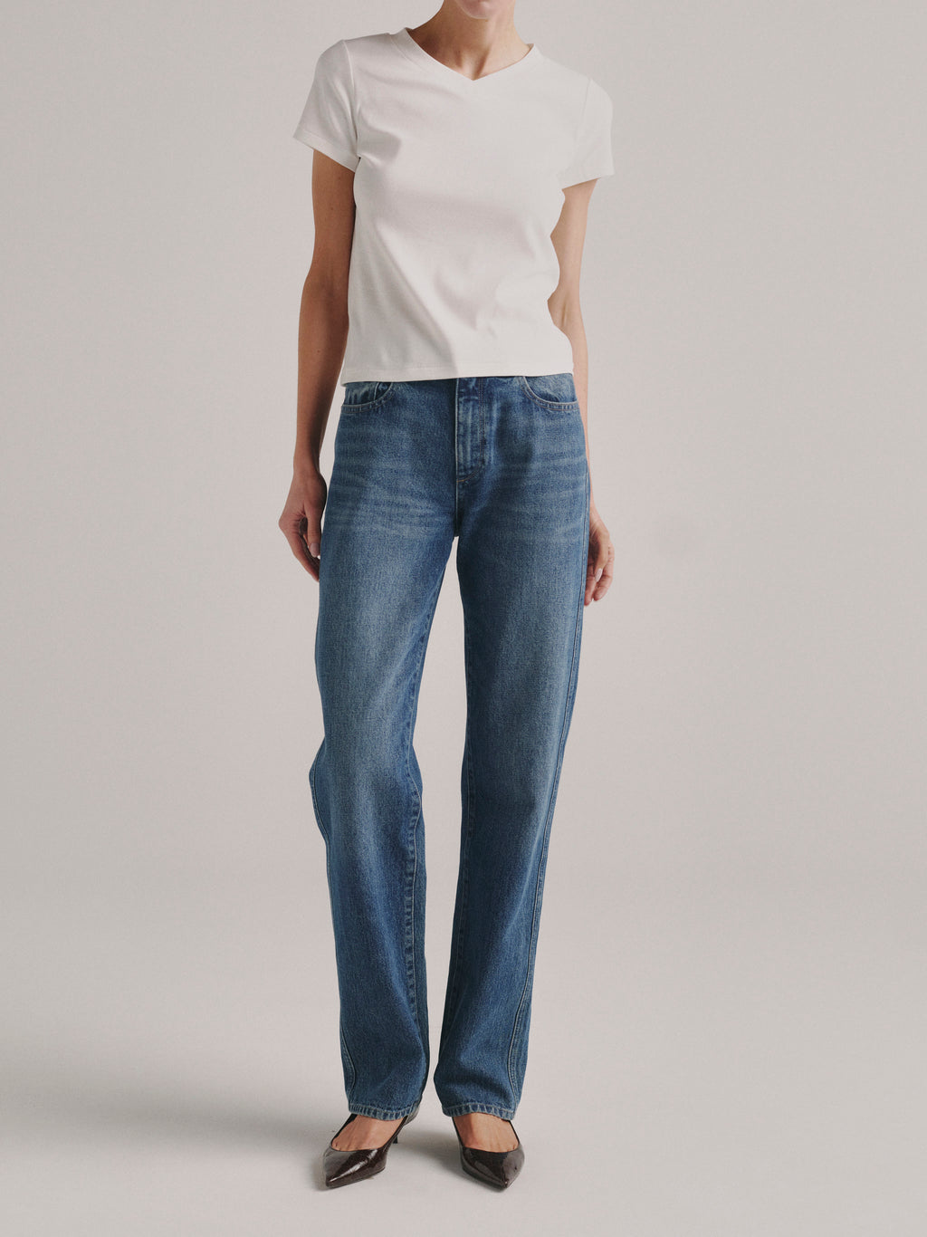 SHRUNKEN TEE V-NECK - WHITE