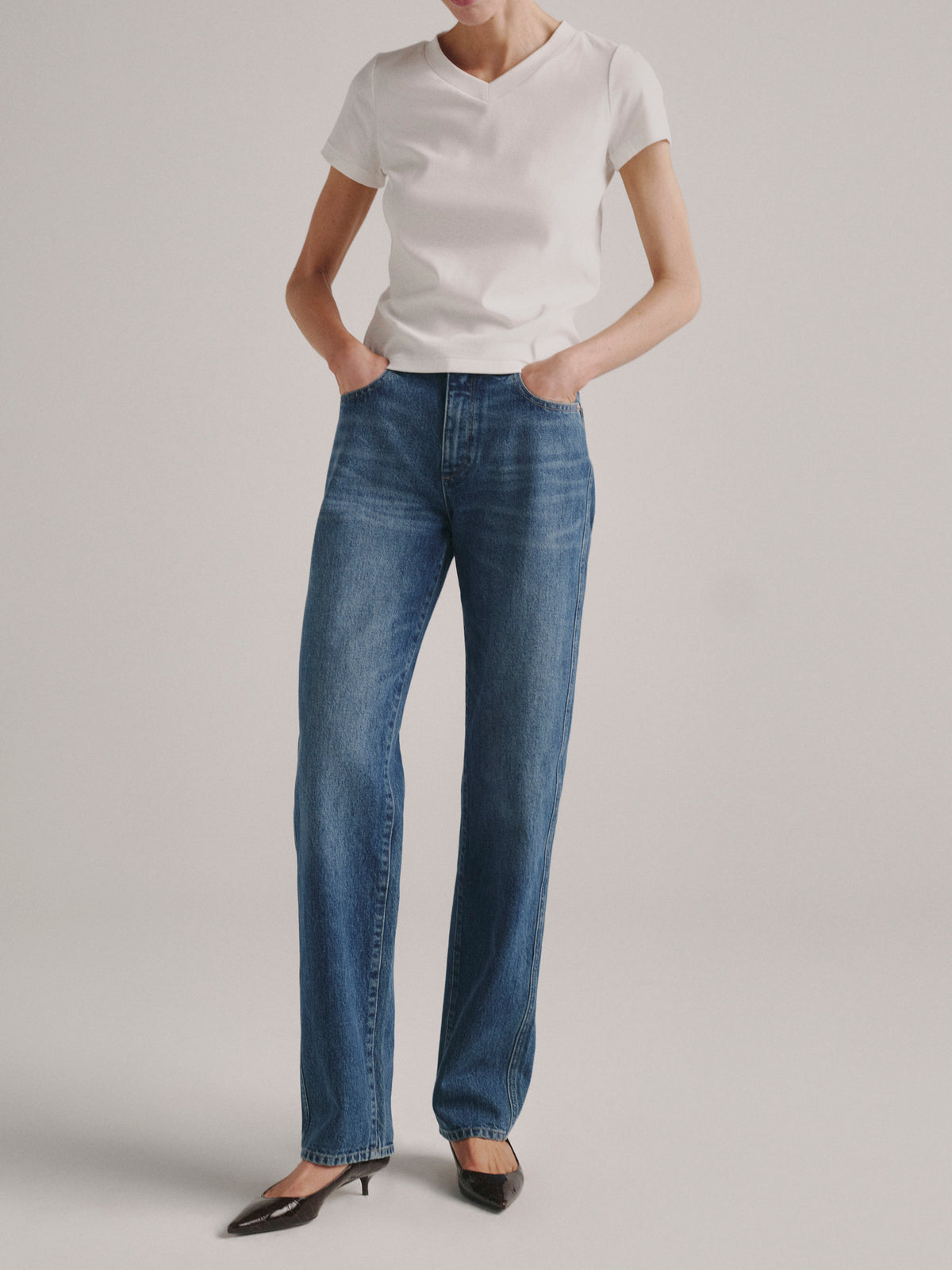 SHRUNKEN TEE V-NECK - WHITE