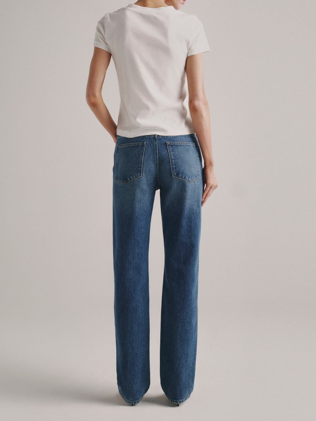 SHRUNKEN TEE V-NECK - WHITE